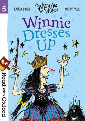 Cover: Read with Oxford: Stage 5: Winnie and Wilbur: Winnie Dresses Up