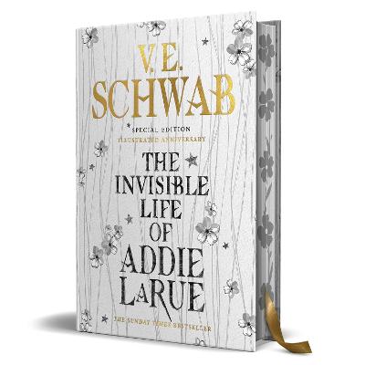 Cover: The Invisible Life of Addie LaRue - Illustrated edition